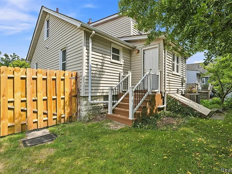 329 W Sonoma Ave — Photo 23