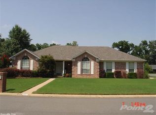 807 Bridgewater, Benton, AR 72019