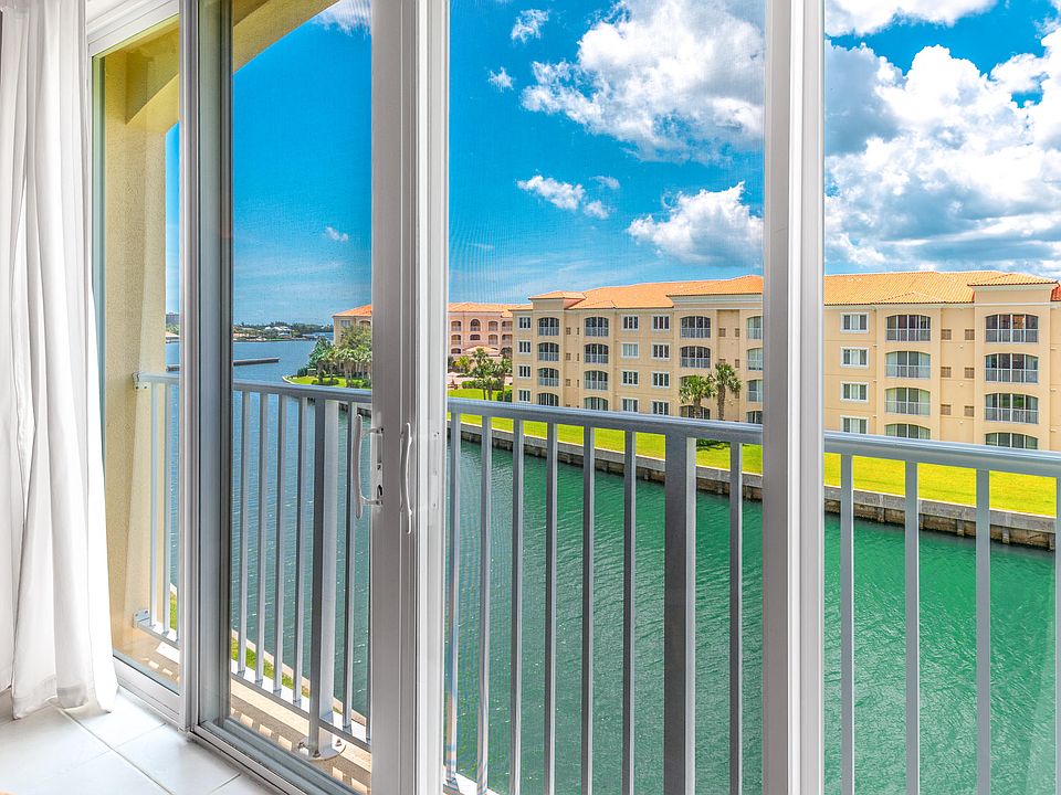1st image of 7 Harbour Isle Drive E #Ph 1