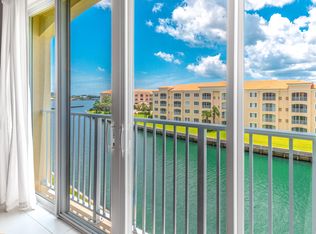 7 Harbour Isle Dr E #PENTHOUSE 1, Fort Pierce, FL 34949