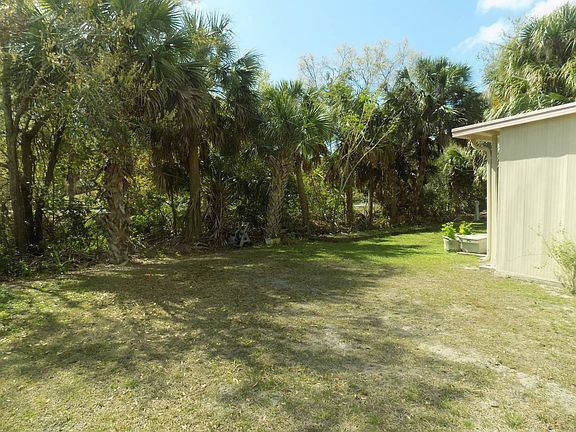 5th image of 9024 Nautilus Cir