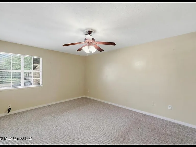 5 Shore Dr — Photo 19