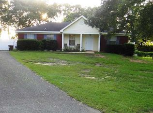 7280 Stuart Dr, Theodore, AL 36582