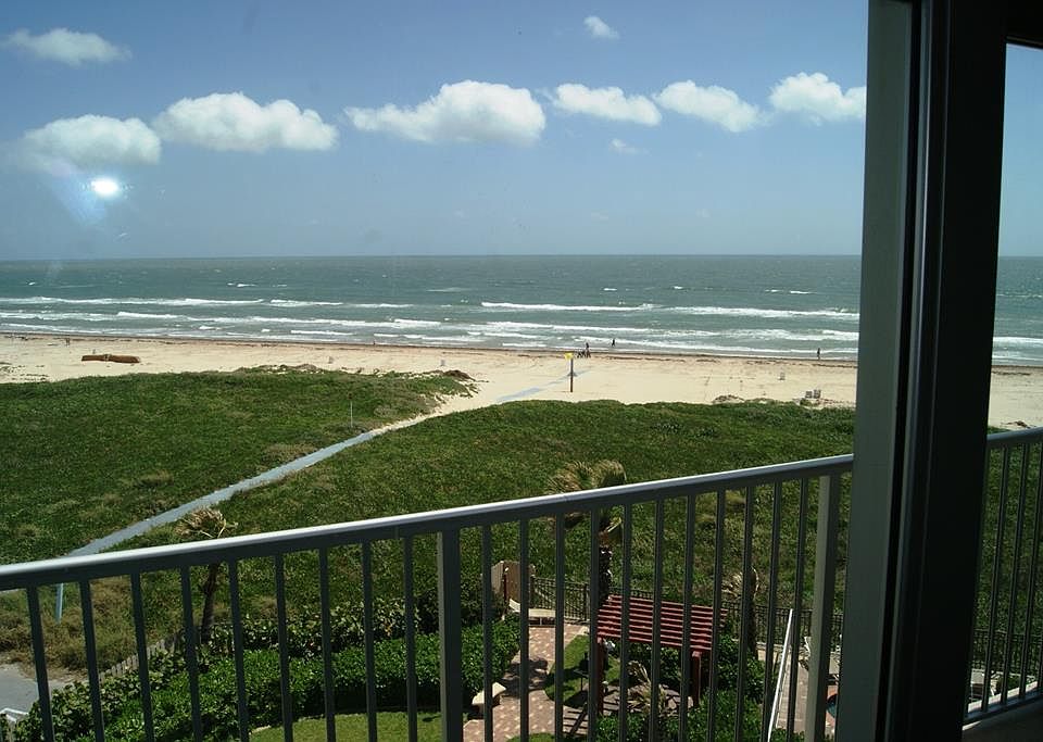 1st image of 2000 Gulf Blvd #403