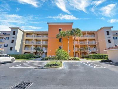 4455 Botanical Place Cir CIR #402, Naples, FL, 34112