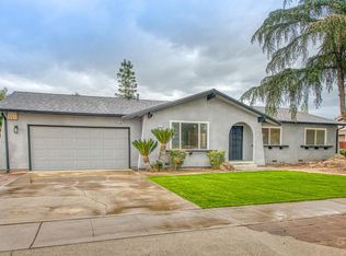 2058 W Vartikian Ave, Fresno, CA 93711