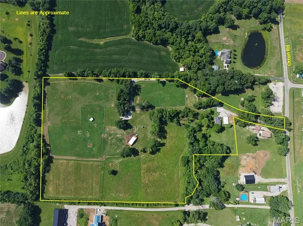 2807 Otten Rd, Millstadt, IL 62260