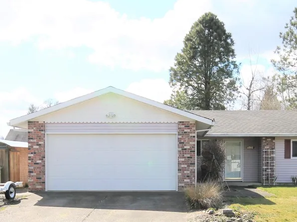 3712 Madrona Dr, Newberg, OR 97132