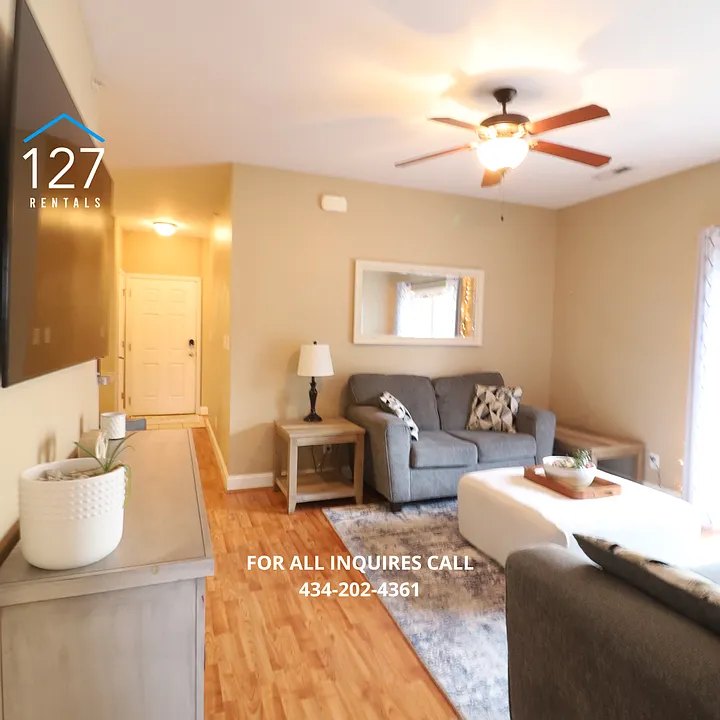 205 Capital St #201