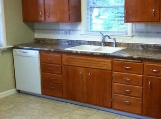 202 E 14th St #1, Cedar Falls, IA 50613