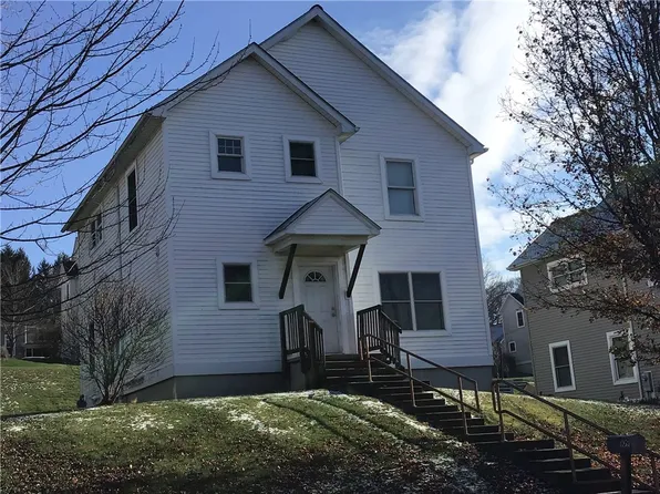 109 Wallis Ave, Farrell, PA 16121