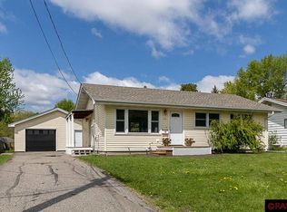 112 S Plainview Ave, Mankato, MN 56001