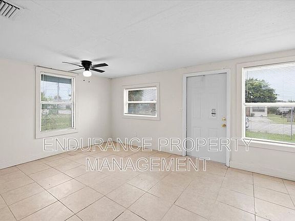 4th image of 140 W 15th St