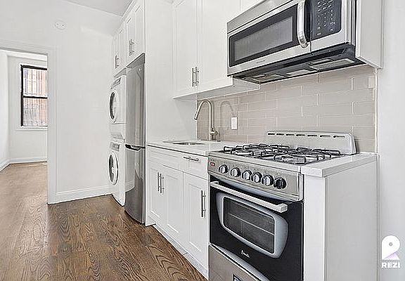 3rd image of 243 E 120th St APT 1E