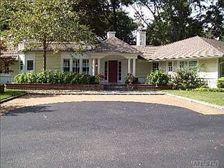 5th image of 13 Hemlock Dr
