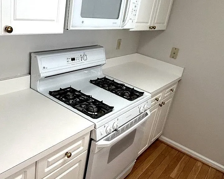 5563 Seminary Rd #202 — Photo 8