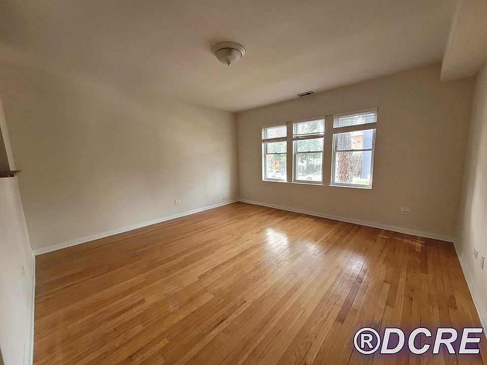 1st image of 1914 W Superior St #1