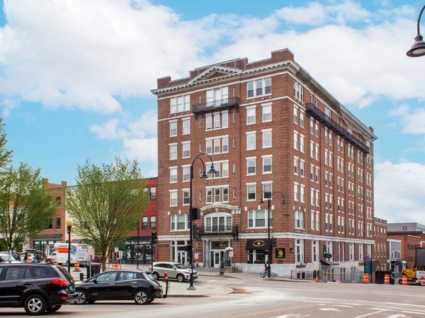 131 Main St APT 707