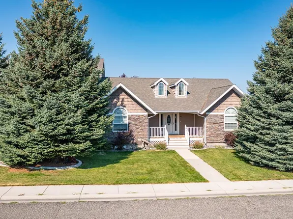 819 35th St, Cody, WY 82414