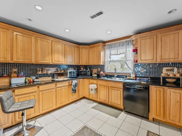 1506 88th Street image 11 of 33