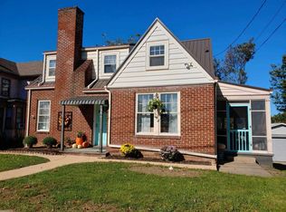 22 Thornrose Ave, Staunton, VA 24401