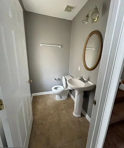 519 Eisenhower Dr — Photo 14