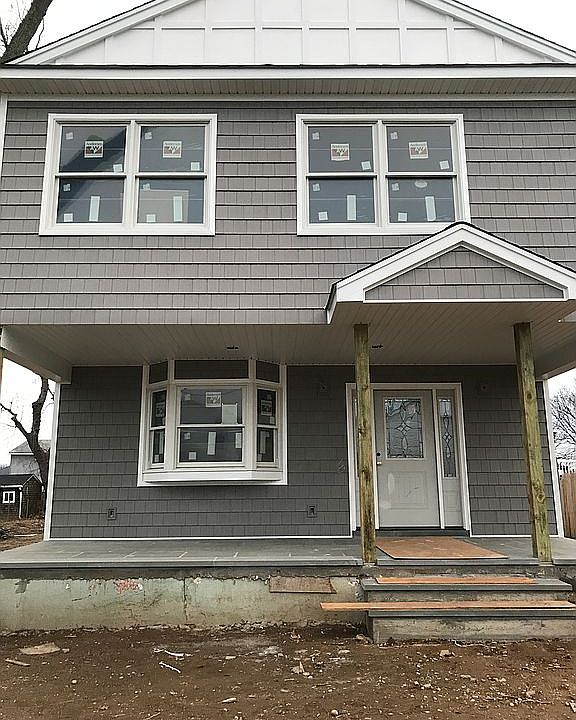 1st image of 6 Cedar Ave