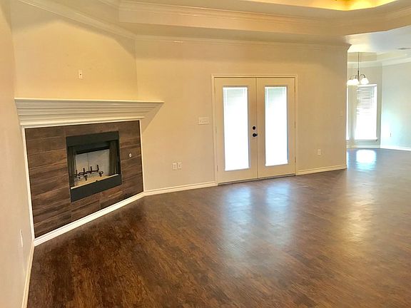 5th image of 1408 Elizabeth Stone Dr