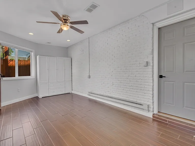 8871 Rutgers St — Photo 5