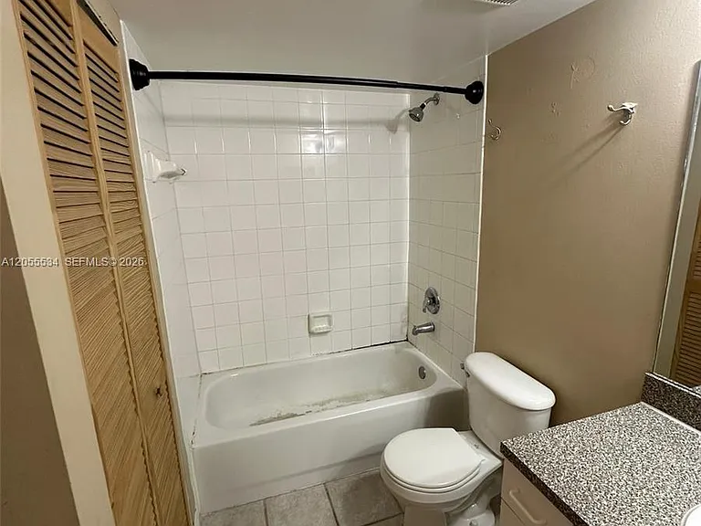 5035 Wiles Rd #203 — Photo 12