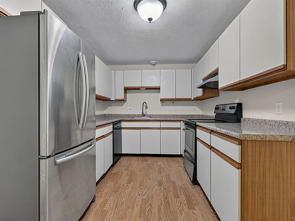 4th image of 307B Amherst Street #127