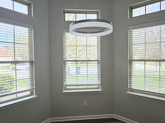 4th image of 13648 Seven Oaks Dr