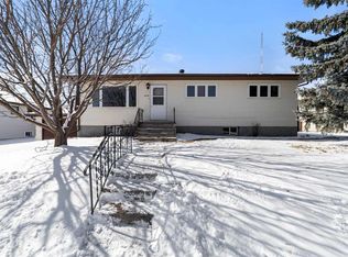 4926 E 49th St, Sedgewick, AB T0B 4C0