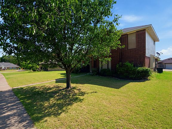 5th image of 5406 Blue Cove Dr