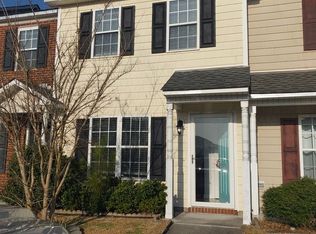 206 Springwood Dr, Jacksonville, NC 28546
