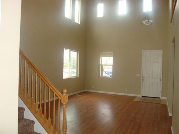 4th image of 6517 Charles Ct