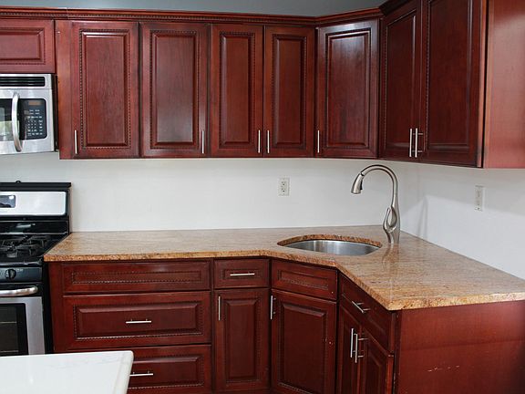 5th image of 116-18 155th St #2