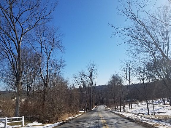 5th image of 21 Old Katonah Dr