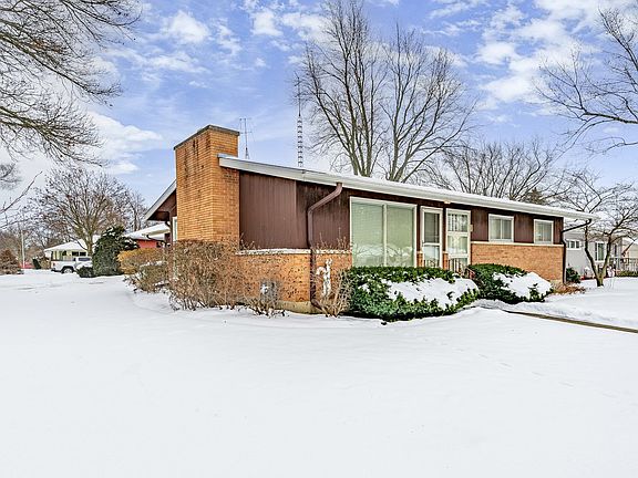 Corner lot in a well-established neighborhood and a great location!