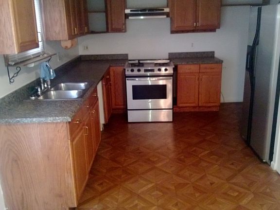 3rd image of 20048 Arroyo Ave