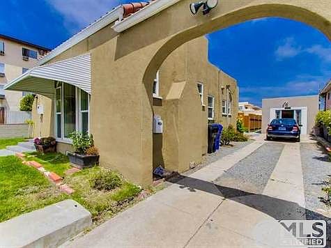 3rd image of 4017-21 33rd St