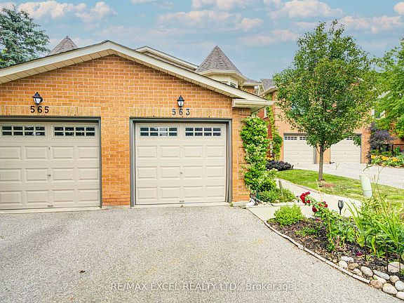 3rd image of 563 Tara Hill Cir