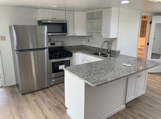 4619 9th St NW APT 4, Albuquerque, NM 87107