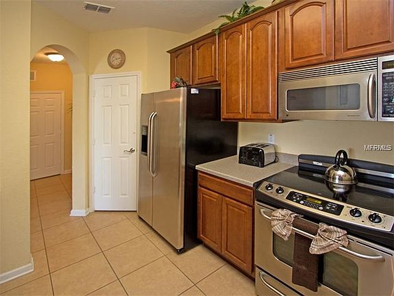 4th image of 4126 Breakview Dr #104