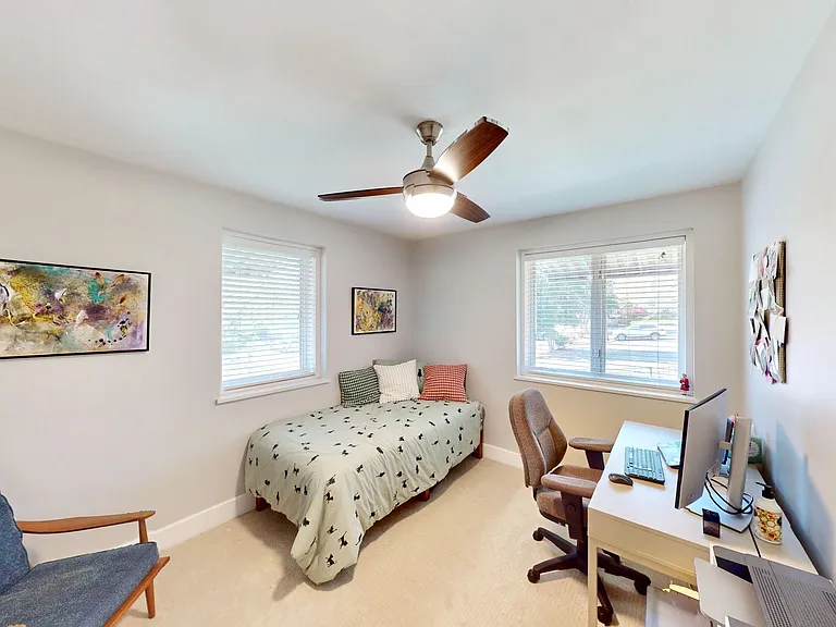 227 N Dotger Ave #E15 — Photo 20