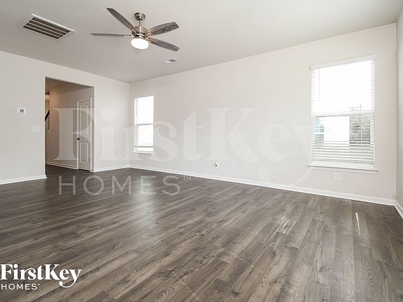 2nd image of 302 Ashborne Ln