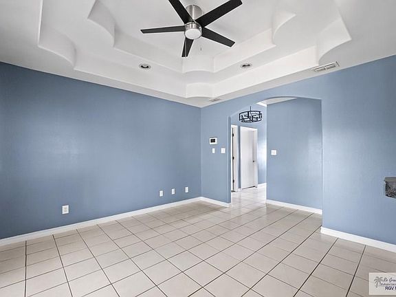 3rd image of 2130 Alexandra Ct