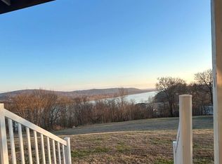 13180 Umpire Rd, Derby, IN 47525