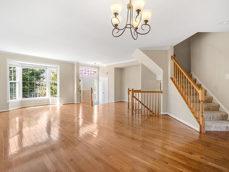 1st image of 5812 Appleford Dr
