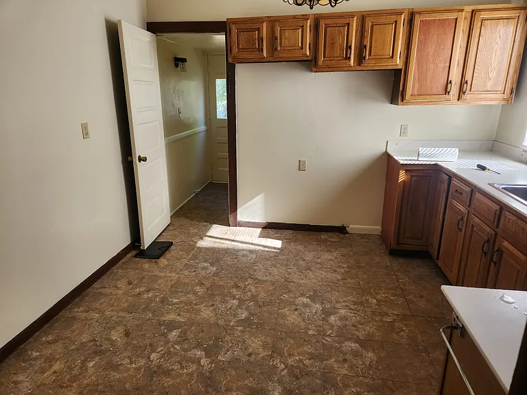 611 Pennsylvania Ave #1 — Photo 11